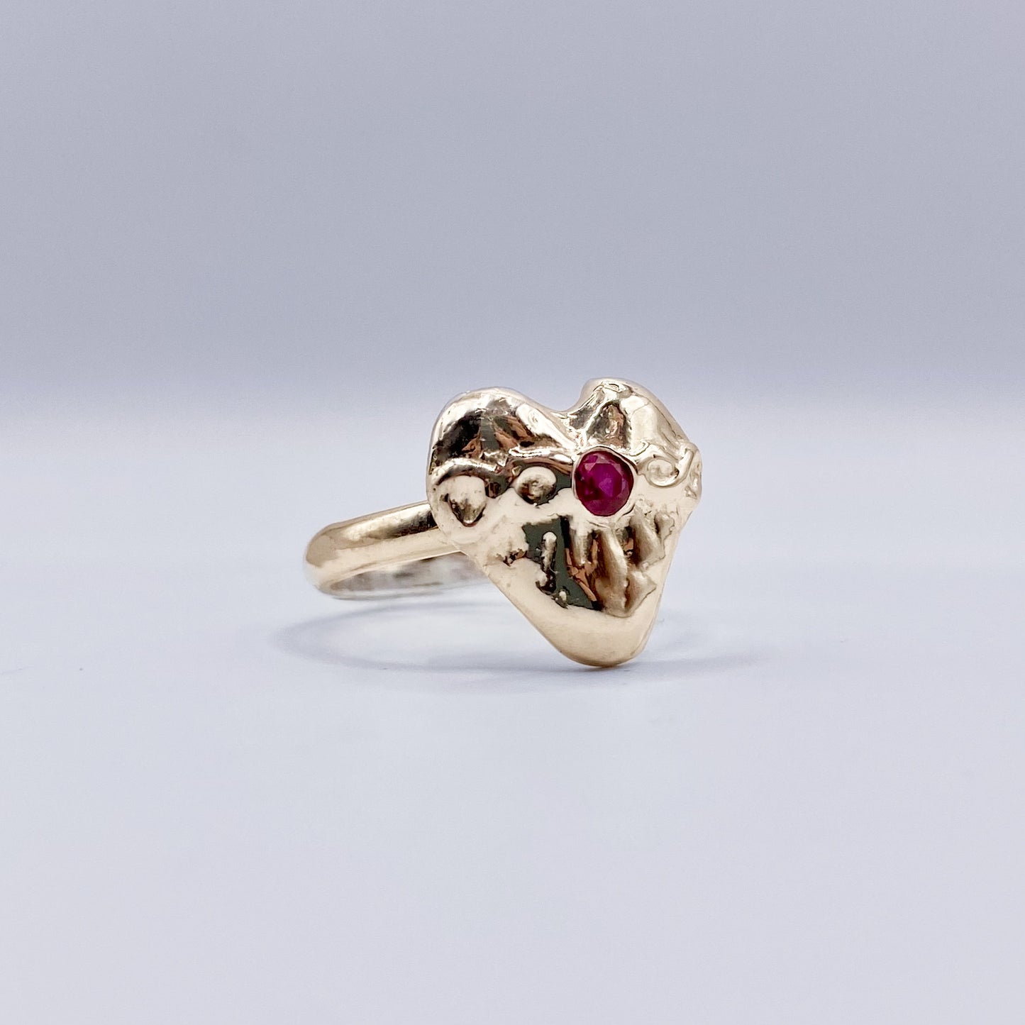 Thorn Heart Ring