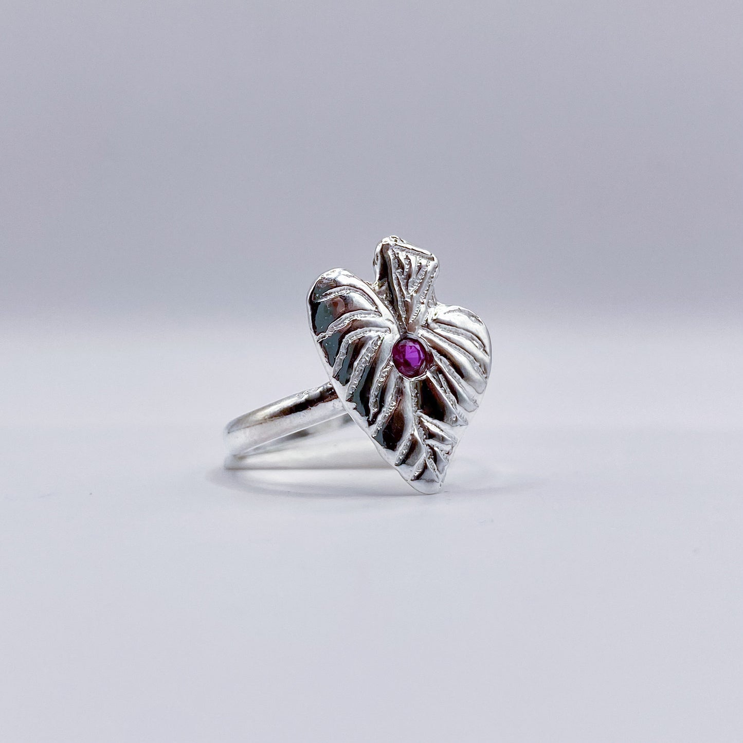 Lines Heart Ring