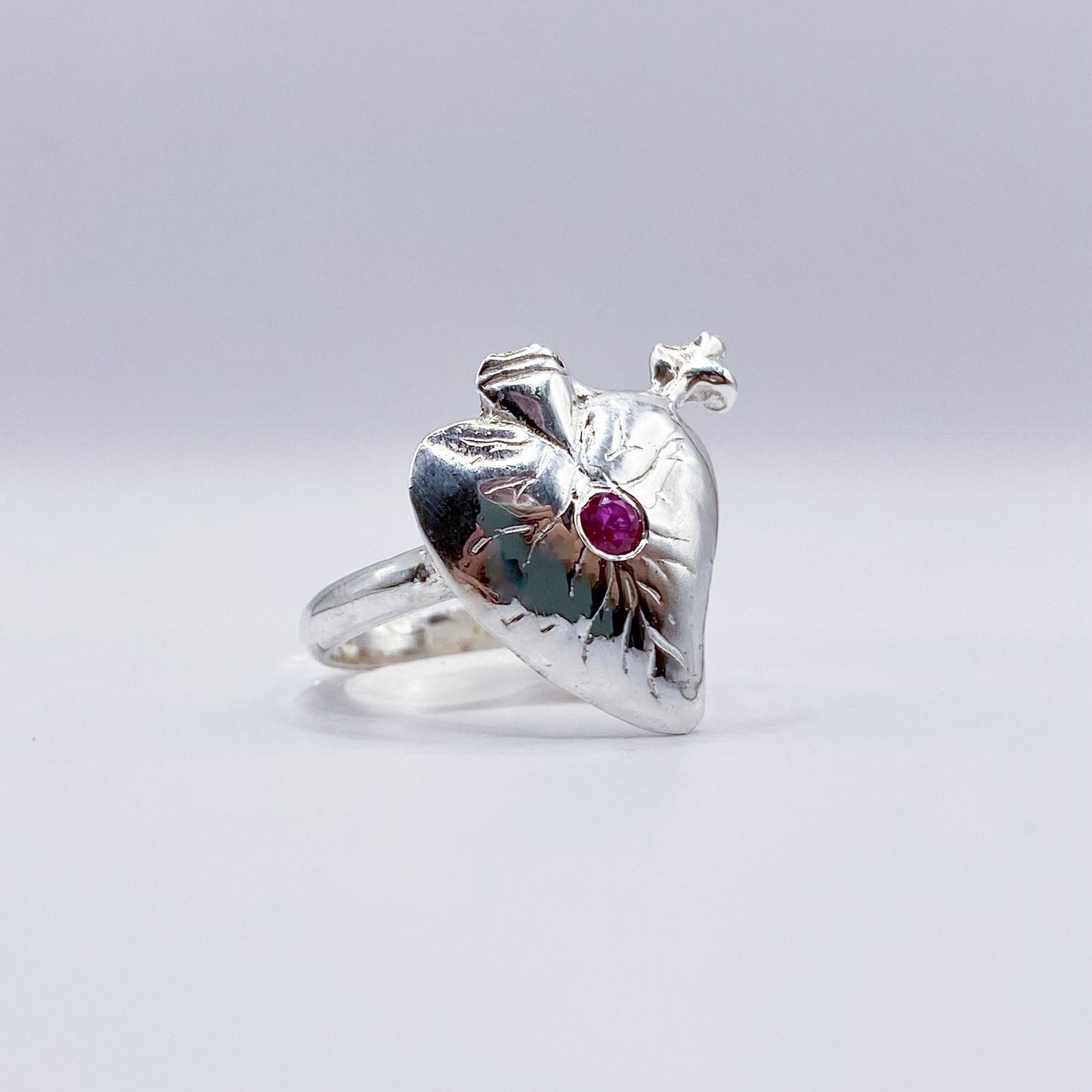 Plump Heart Ring
