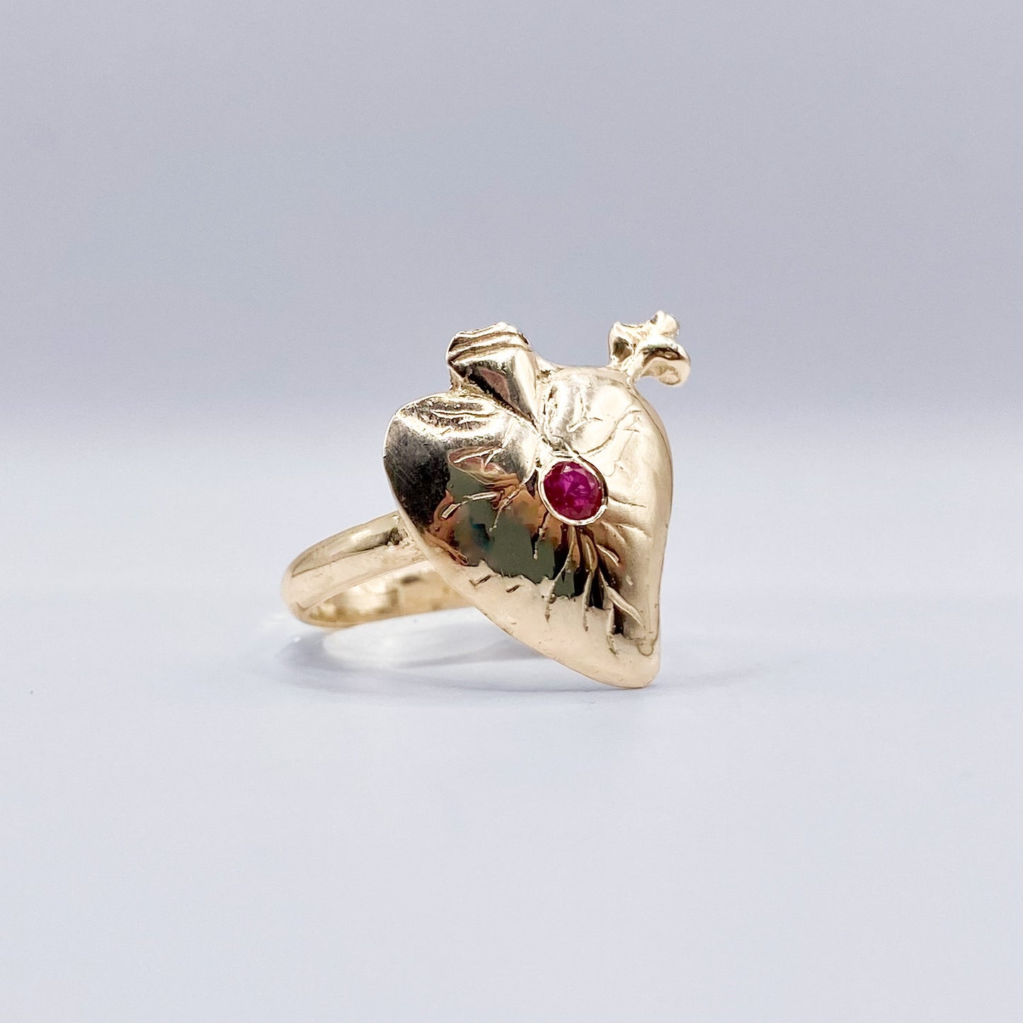 Plump Heart Ring